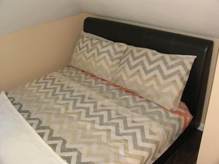 Modern Cosy Private Studio, Wifi, Ip-Tv, Must See Ромфорд Екстер'єр фото